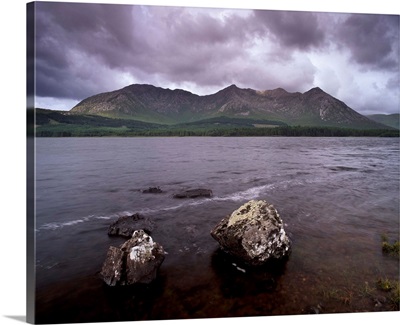 Lough Inagh and Bencorr, County Galway, Connacht, Republic of Ireland