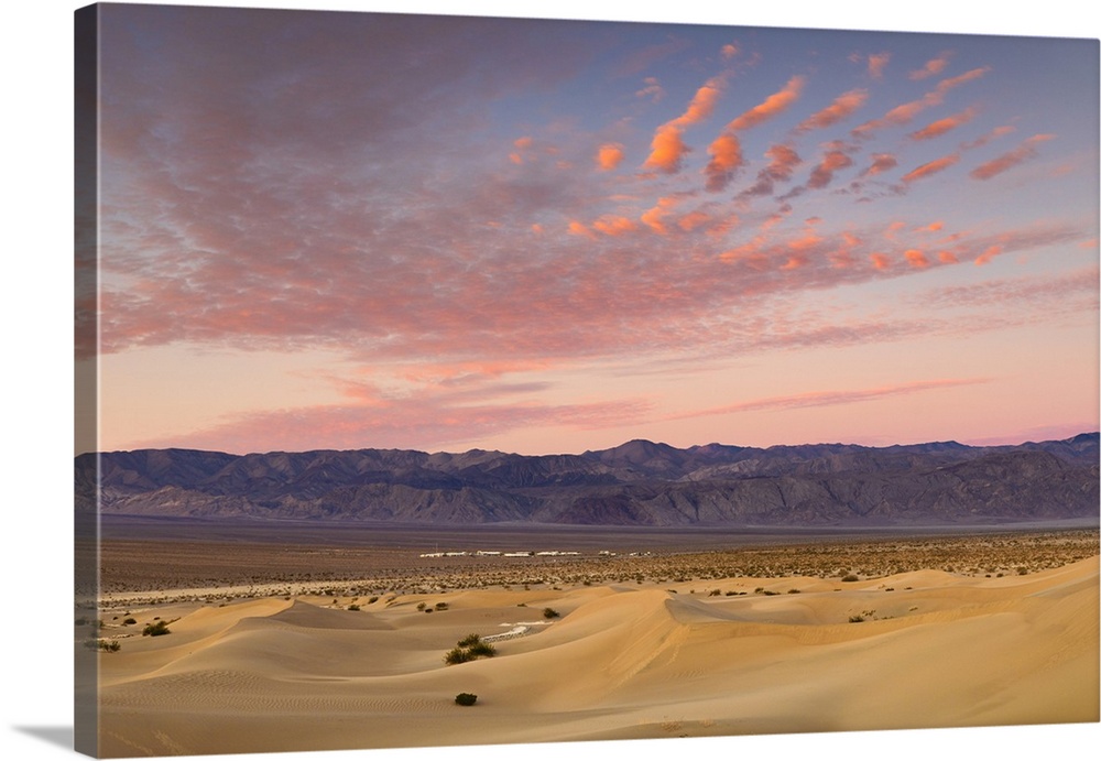 Mesquite Flat Sand Dunes at sunsrise, Death Valley National Park, California, United States of America, North America