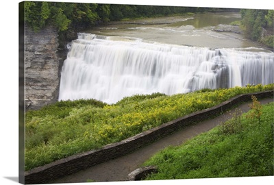 Middle Falls in Letchworth State Park, Rochester, New York State