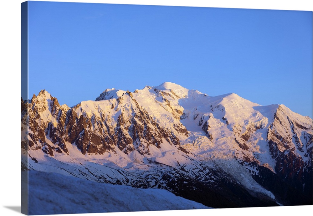 Mont Blanc, 4810m, Chamonix, Haute Savoie, Rhone Alpes, French Alps, France, Europe
