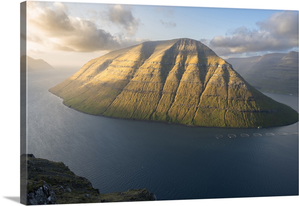 Mountain landscape with golden light at sunset, Faroe Islands, Denmark, Atlantic, Europe