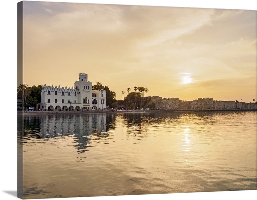 Nerantzia Castle and Palazzo del Governo at sunset, Kos Town, Kos Island, Dodecanese, Greek Islands, Greece, Europe