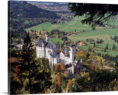 Neuschwanstein Castle, west of Fussen, Bavaria, Germany