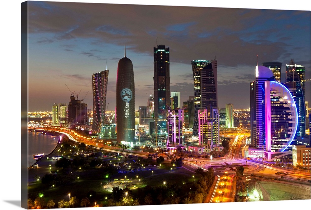 New skyline of the West Bay central financial district, Doha, Qatar, Middle East
