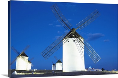 Old traditional windmills at dusk, Campo de Criptana, Castilla la Mancha, Spain