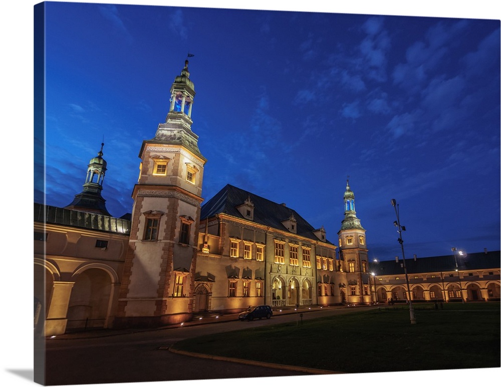 Palace of the Krakow Bishops at twilight, Kielce, Swietokrzyskie Voivodeship, Poland