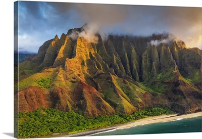 Pali Sea Cliffs On The Kalaulau Trail, Napali Coast State Park, Kauai Island, Hawaii