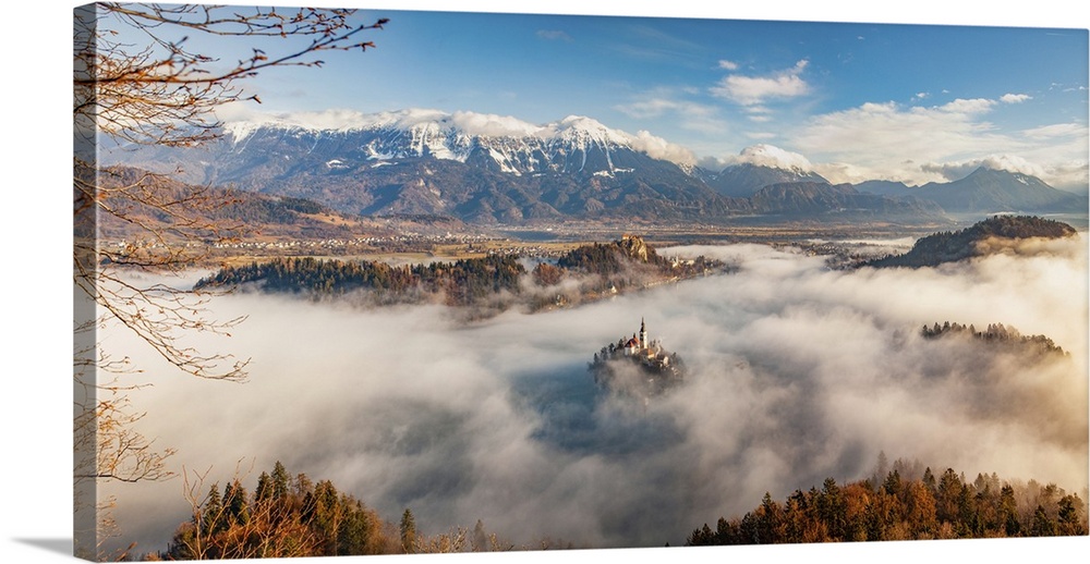 Panorama of Lake Bled in the Julian Alps of the Upper Carniolan region, northwestern Slovenia, Europe