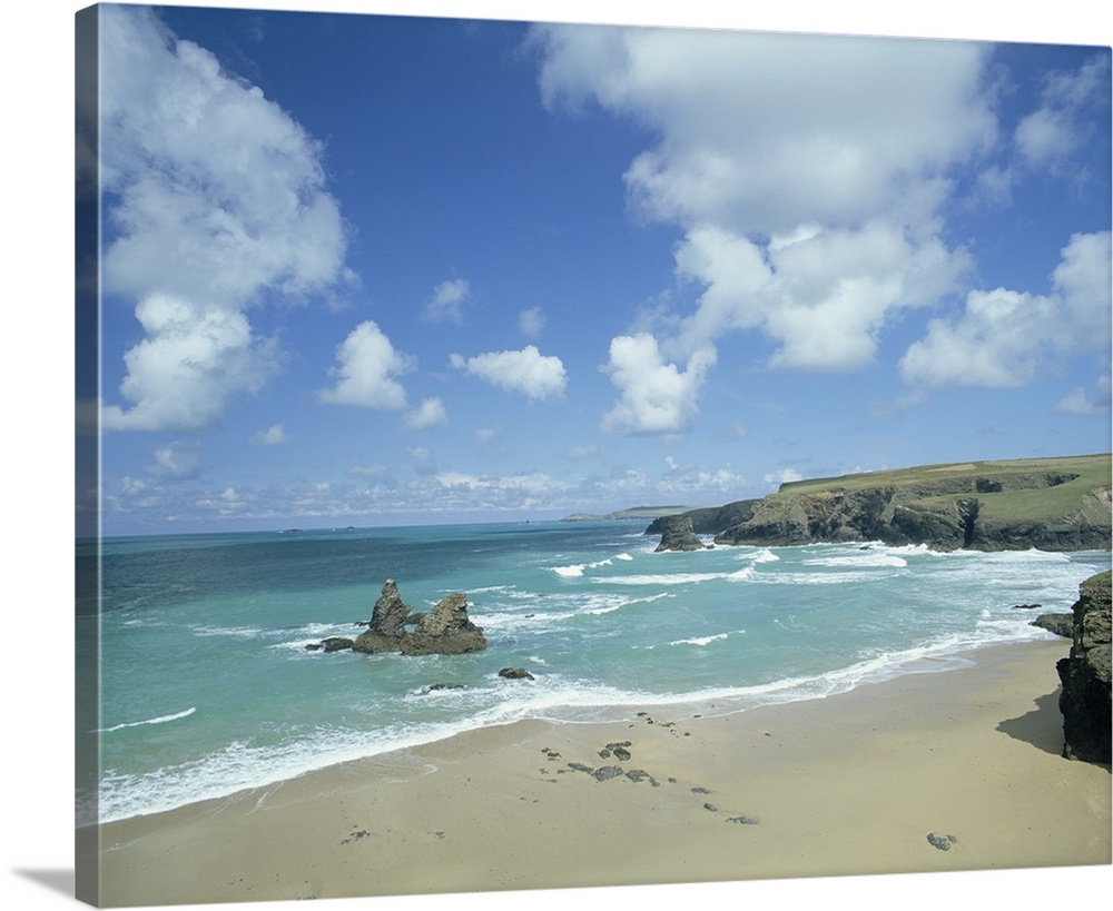 Porthcothan Bay with Trevose Head in background, Cornwall, England, UK