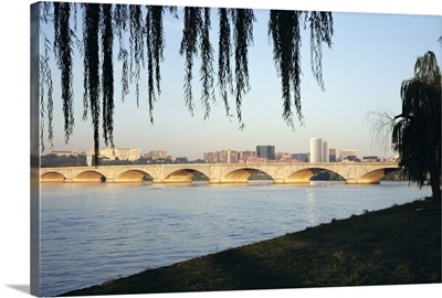 Potomac River and the Arlington Memorial Bridge, Washington D.C., USA