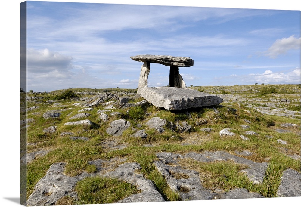 Poulnabrone Dolmen Portal Megalithic Tomb, Munster, Republic of Ireland