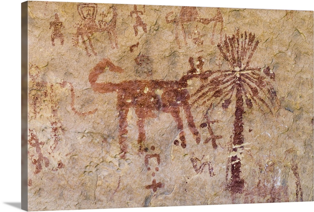 Prehistoric rock paintings, Wadi Teshuinat, Akakus, Sahara desert, Libya, Africa