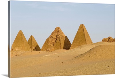 Pyramids at Jebel Barkal, near Karima, Sudan, Africa