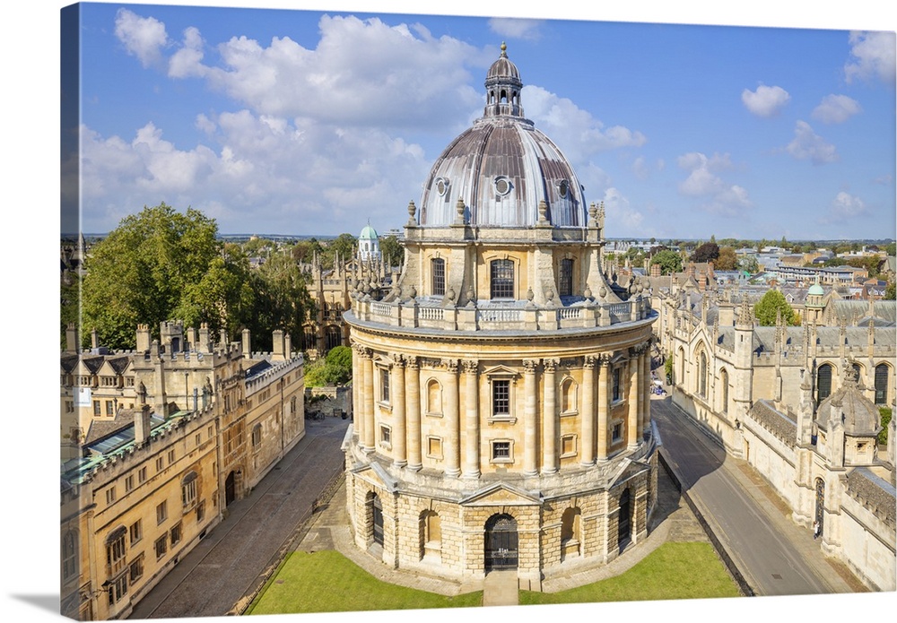 Radcliffe Camera and walls of Brasenose College and All Souls College, Oxford University Oxfordshire, England, United King...