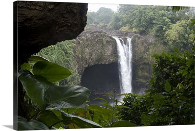Rainbow Falls, near Hilo, Island of Hawaii (Big Island), Hawaii
