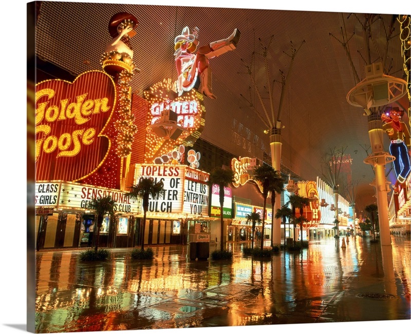 Fremont Street Las Vegas Babes