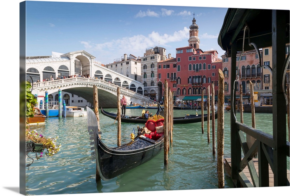 Rialto Bridge, Venice, UNESCO World Heritage Site, Veneto, Italy, Europe