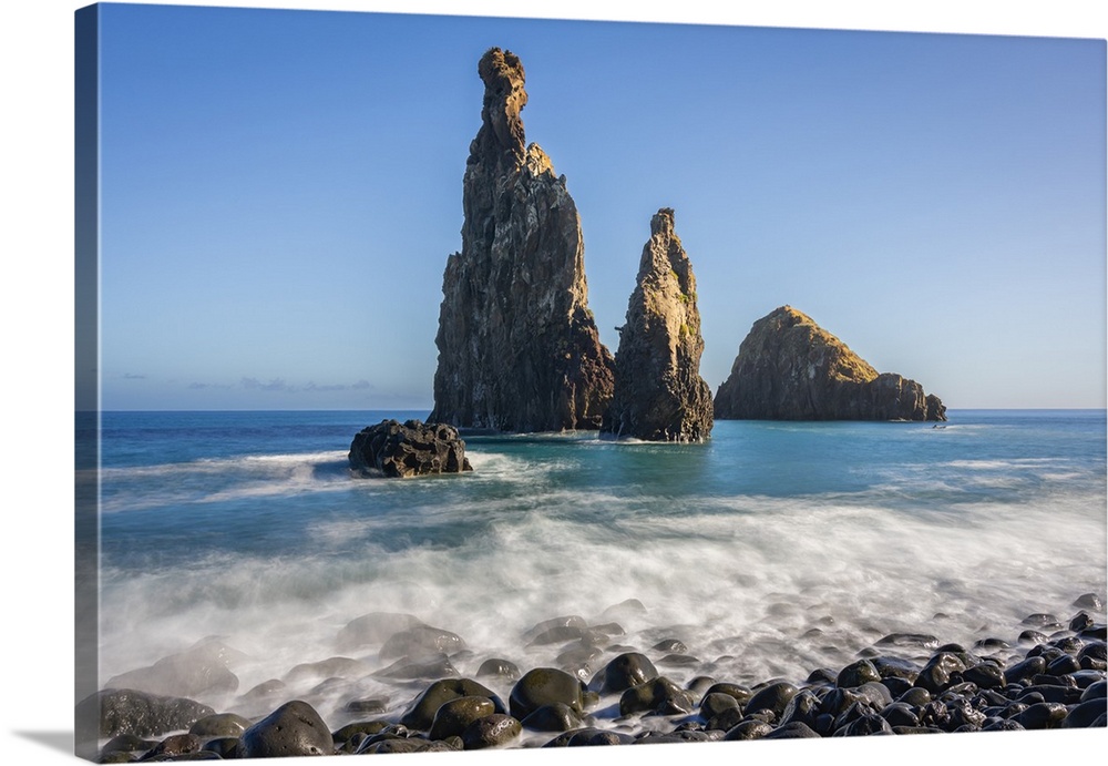 Rock formation at Praia da Ribeira da Janela beach, Ribeira da Janela, Porto Moniz, Madeira, Portugal, Atlantic, Europe