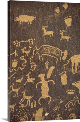 Rock petroglyphs in Newspaper Rock State Historical Monument, Utah