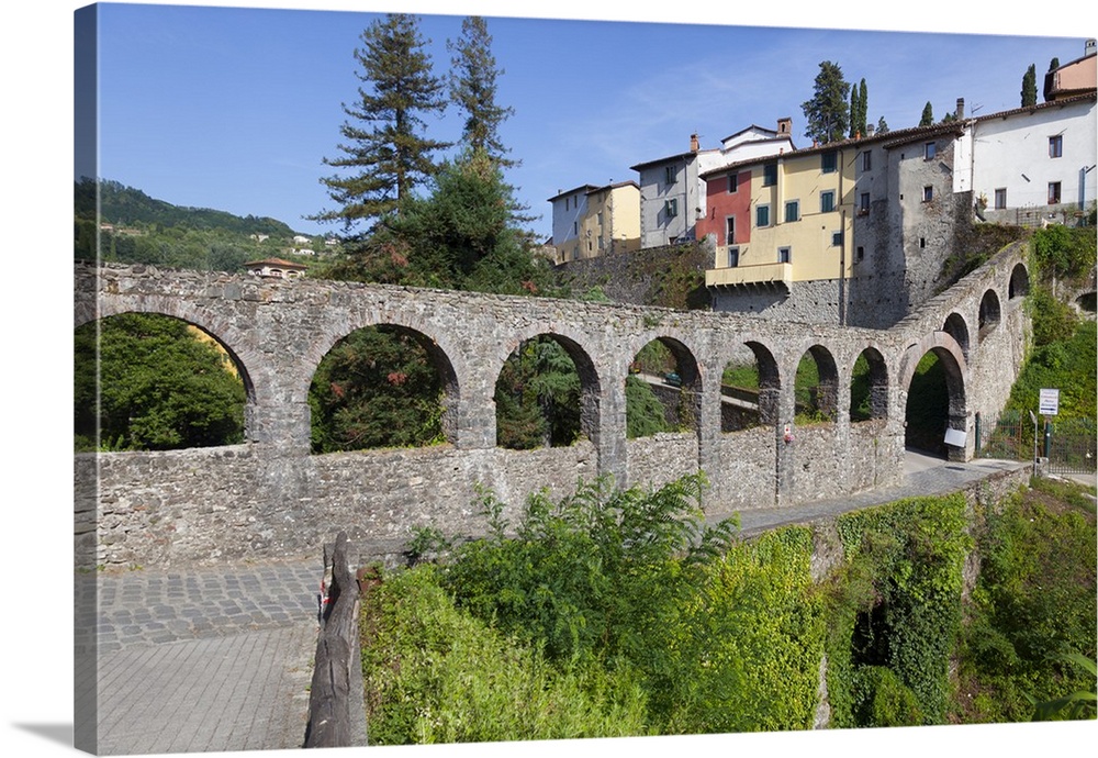 Roman Aqueduct, Barga, Tuscany, Italy