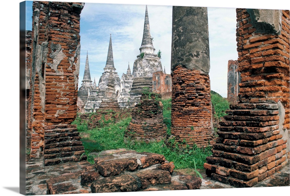 Ruins in the old capital of Ayutthaya, Thailand