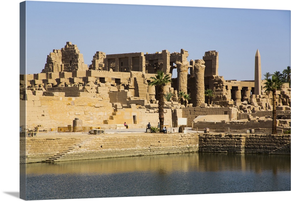 Sacred Lake, Karnak Temple Complex, UNESCO World Heritage Site, Luxor, Thebes, Egypt, North Africa, Africa