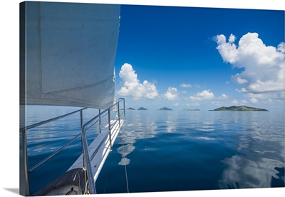 Sailing in the very flat waters of the Mamanuca Islands, Fiji