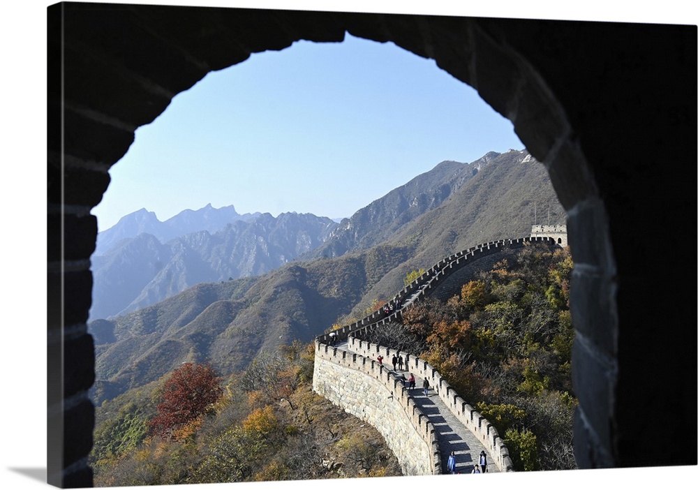 View through sentry post window, Great Wall of China, built 1368, Mutianyu section, UNESCO World Heritage Site, Beijing, C...