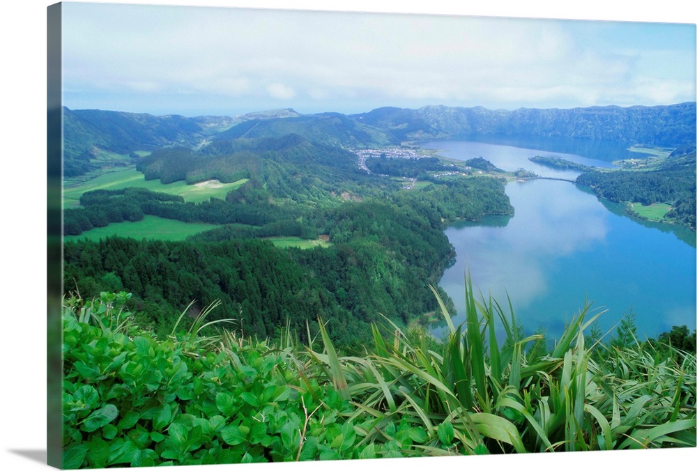 Sete Citades lakes, Sao Miguel island, Azores, Portugal, Europe, Atlantic Ocean