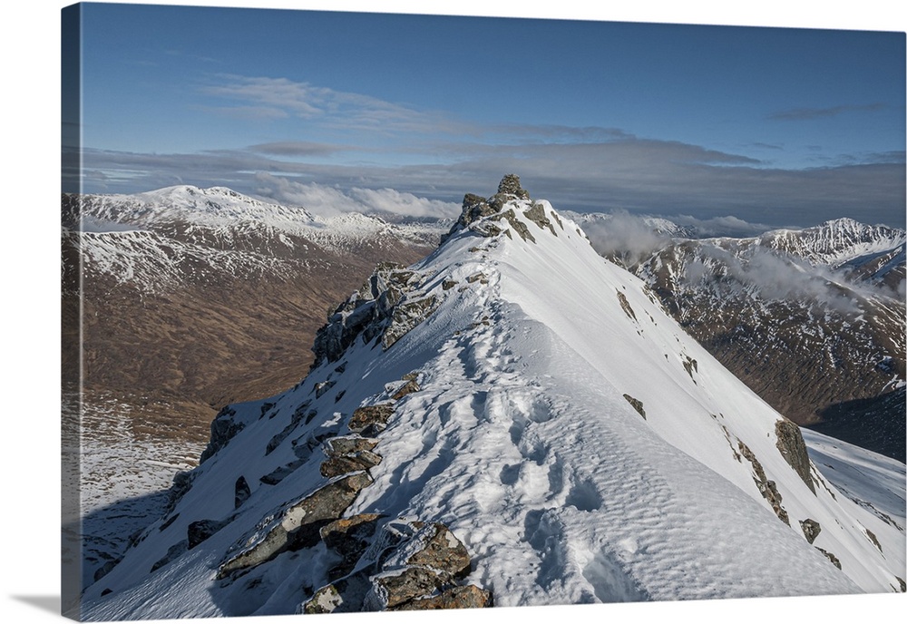 Sgurr a'Bhealaich Dheirg, the highest and finest Munro on the Brothers Ridge, above Glen Shiel, Highlands, Scotland, Unite...