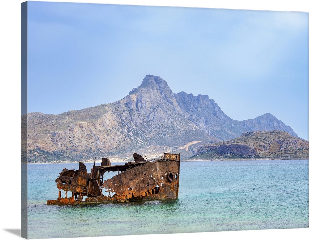 Shipwreck off the coast of Imeri Gramvousa, Chania Region, Crete, Greek Islands, Greece, Europe