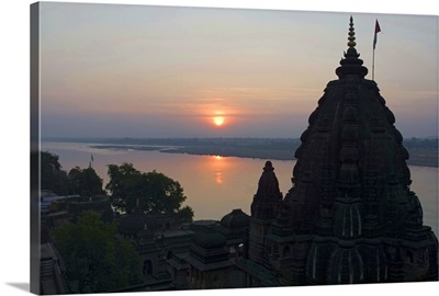 Shiva Temple with the Narmada river in background, Maheshwar, India
