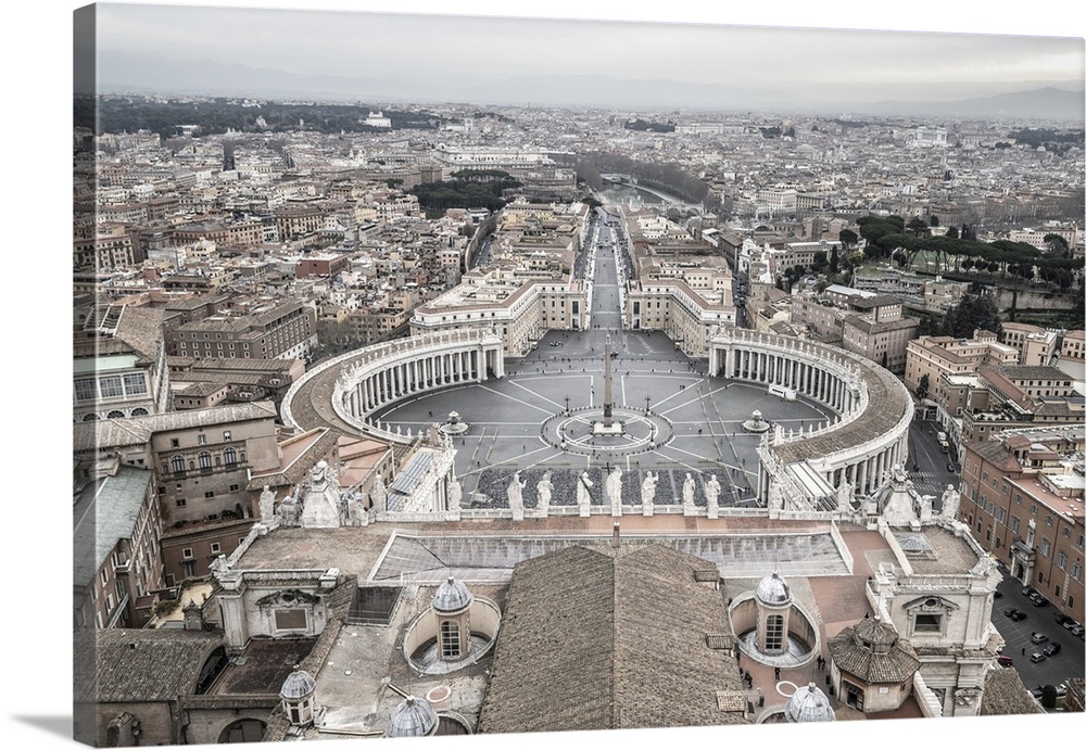 St. Peter's Square from St. Peter's Basilica, UNESCO World Heritage Site, The Vatican, Rome, Lazio, Italy, Europe