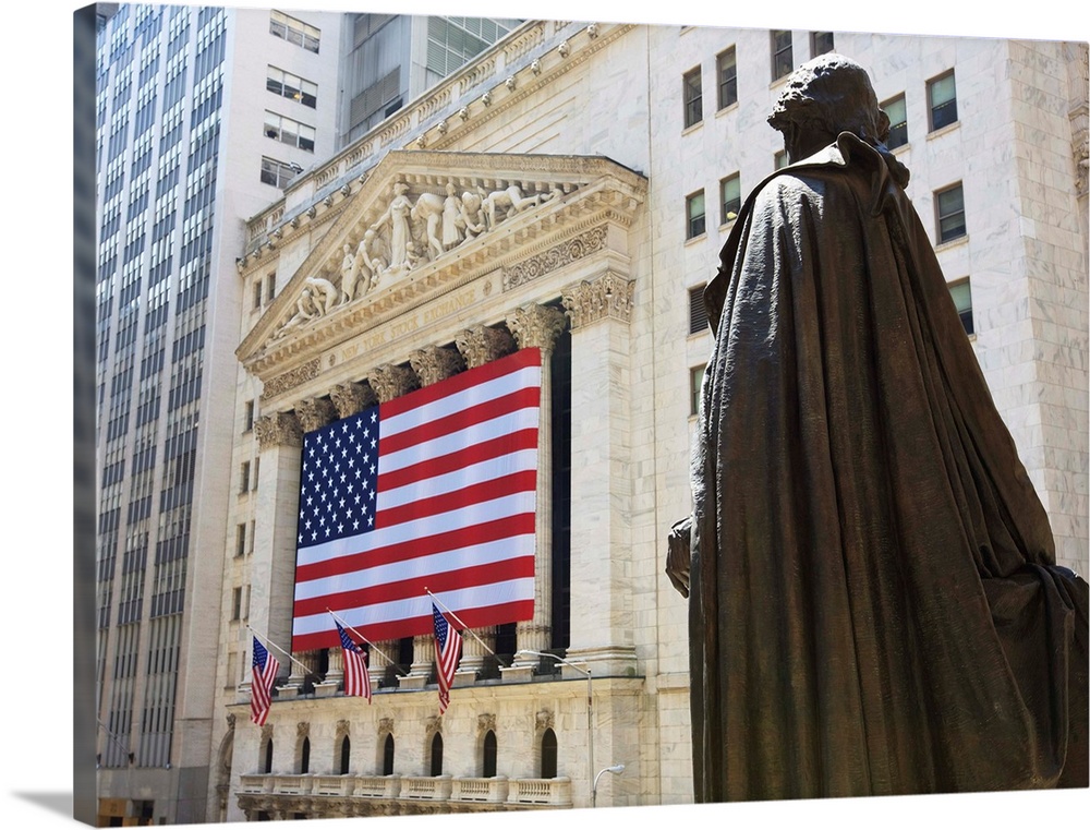 Statue of George Washington in front of the Federal Building and the New York Stock Exchange, Wall Street, Manhattan, New ...