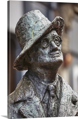 Statue of James Joyce, O'Connell Street, Dublin, Republic of Ireland