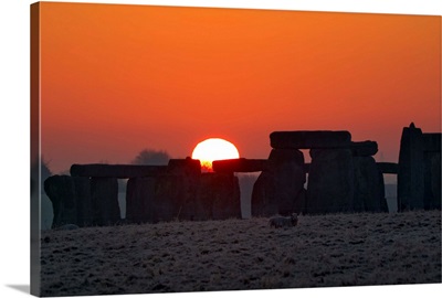 Stonehenge, at sunrise, Wiltshire, England, UK