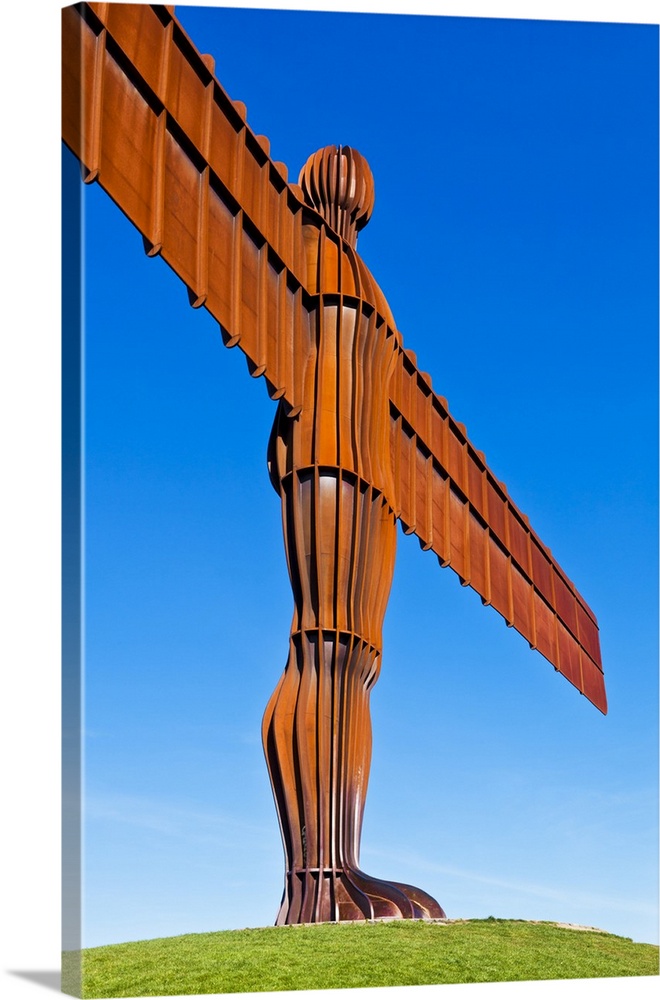The Angel of the North sculpture by Antony Gormley, Gateshead, Newcastle-upon-Tyne, Tyne and Wear, England, United Kingdom...