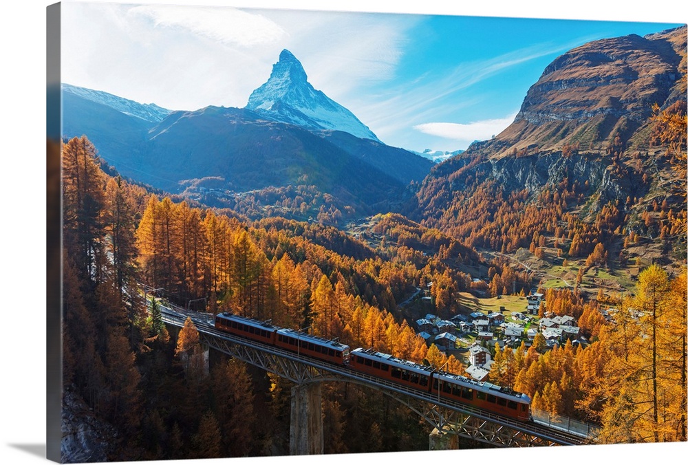 The Matterhorn, 4478m, Findelbach bridge and the Glacier Express Gornergrat, Zermatt, Valais, Swiss Alps, Switzerland, Europe