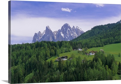 The Olde Geisler mountain group, Dolomites, Trentinto Alto Adige, Italy