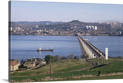 The Tay Bridge, Dundee, Angus, Scotland, UK