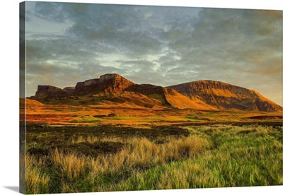 The Trotternish Ridge, Flodigarry, Trotternish Peninsula, Skye, Inner Hebrides, Scotland