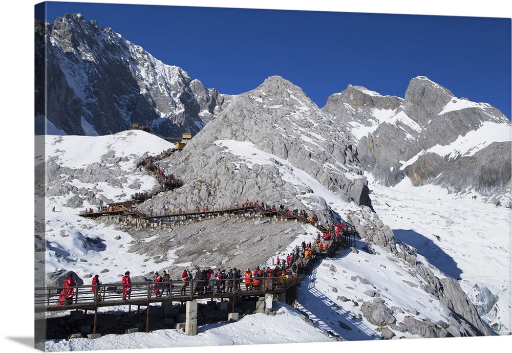 Tourists on Jade Dragon Snow Mountain, Lijiang, Yunnan, China