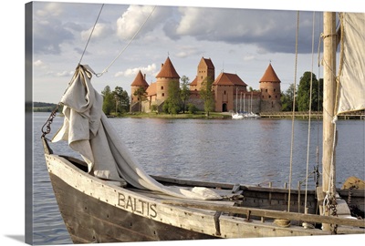 Traditional boat and Trakai Castle, Trakai, near Vilnius, Lithuania, Baltic States