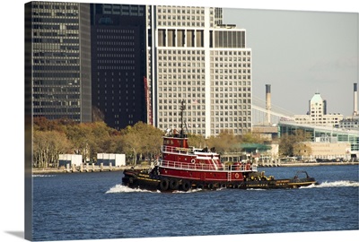Tug on Hudson River, Manhattan, New York City