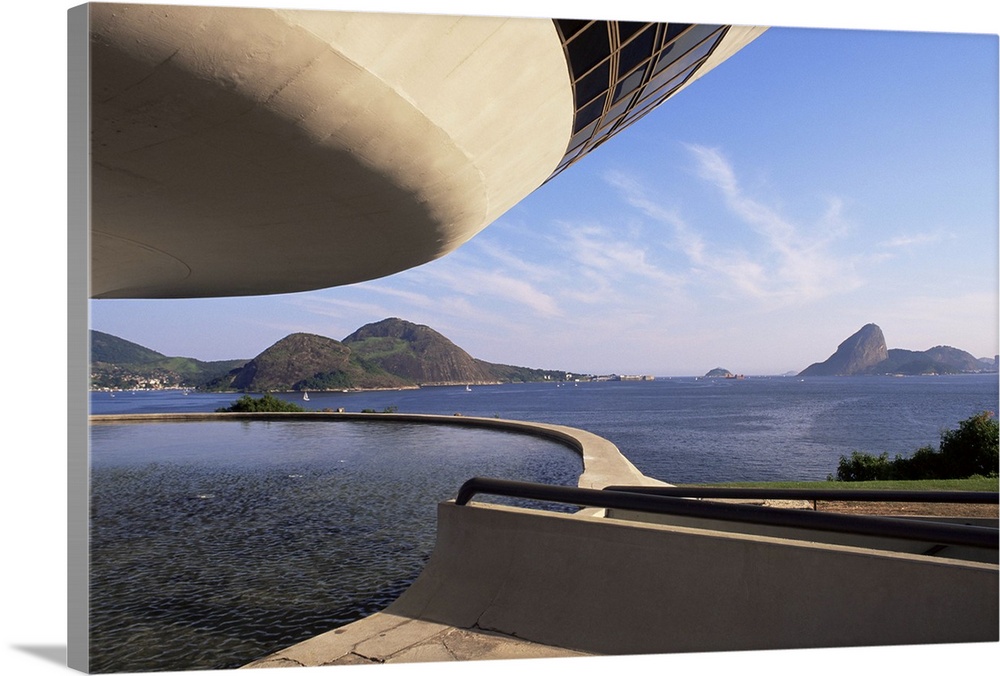 View across bay to Rio from Museo de Arte Contemporanea, by Oscar Niemeyer, Rio de Janeiro, Brazil, South America