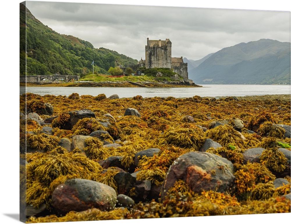 View of the Eilean Donan Castle, Dornie, Highlands, Scotland, United Kingdom, Europe