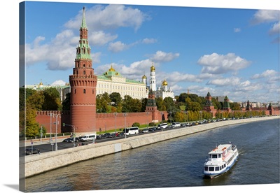 View of the Kremlin, on the banks of the Moscow River, Moscow, Russia