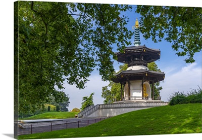 View Of The London Peace Pagoda, Battersea Park, Nine Elms Lane, London, England, UK