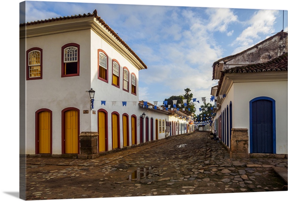 View of the Old Town, Paraty, State of Rio de Janeiro, Brazil, South America