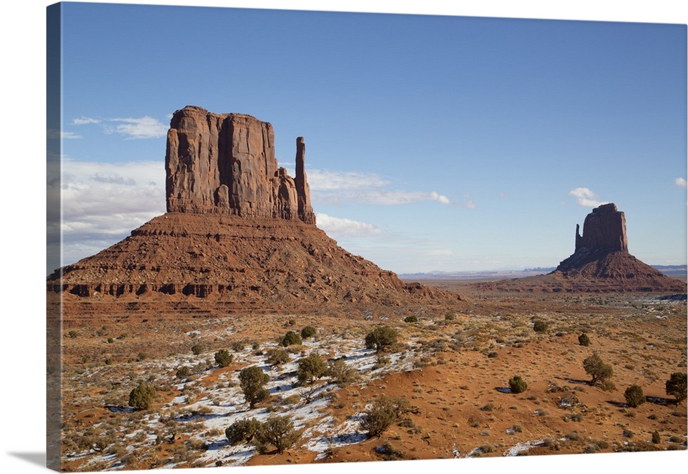 West Mitten Butte on left and East Mitten Butte on right, Monument Valley Navajo Tribal Park, Utah